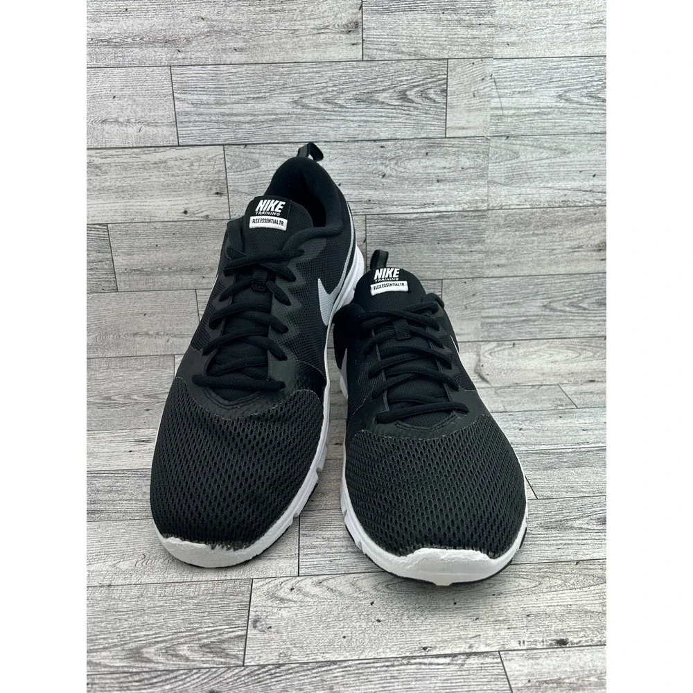 Nike Training Flex Essential TR Black White Sneakers 924344-001 Mens Size 10